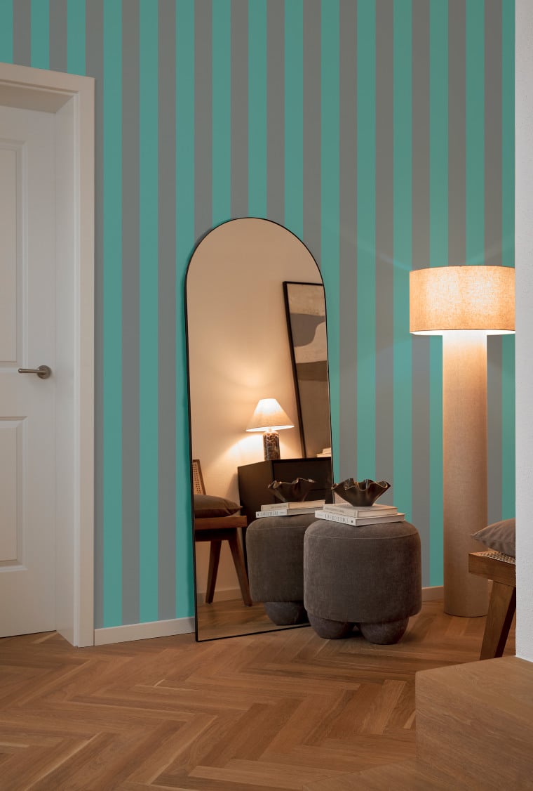 Hallway from Westwing with Glastonbury Stripe wallpaper from Cole & Son